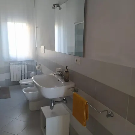 Bell'appartamento Apartment